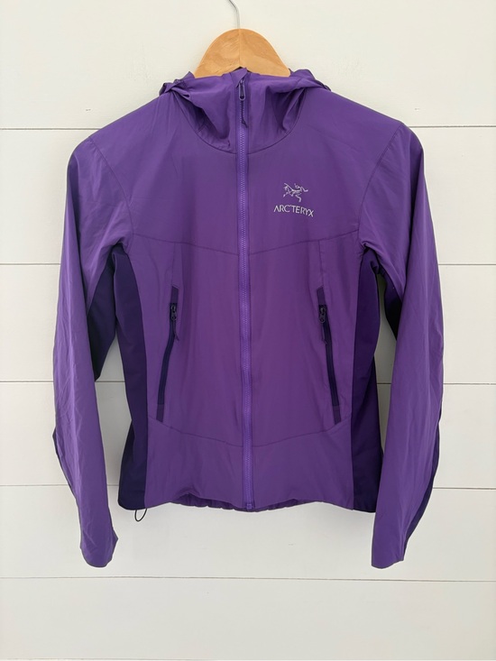 Arc'teryx Jackets & Blazers - ARC’TERYX Women’s Atom SL Hoody Jacket